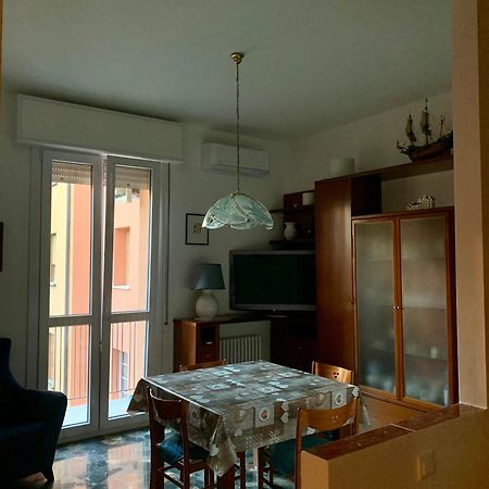 Comfortable Apartament 2 Bedroom Suitable 2-5 Pax Болонья Екстер'єр фото