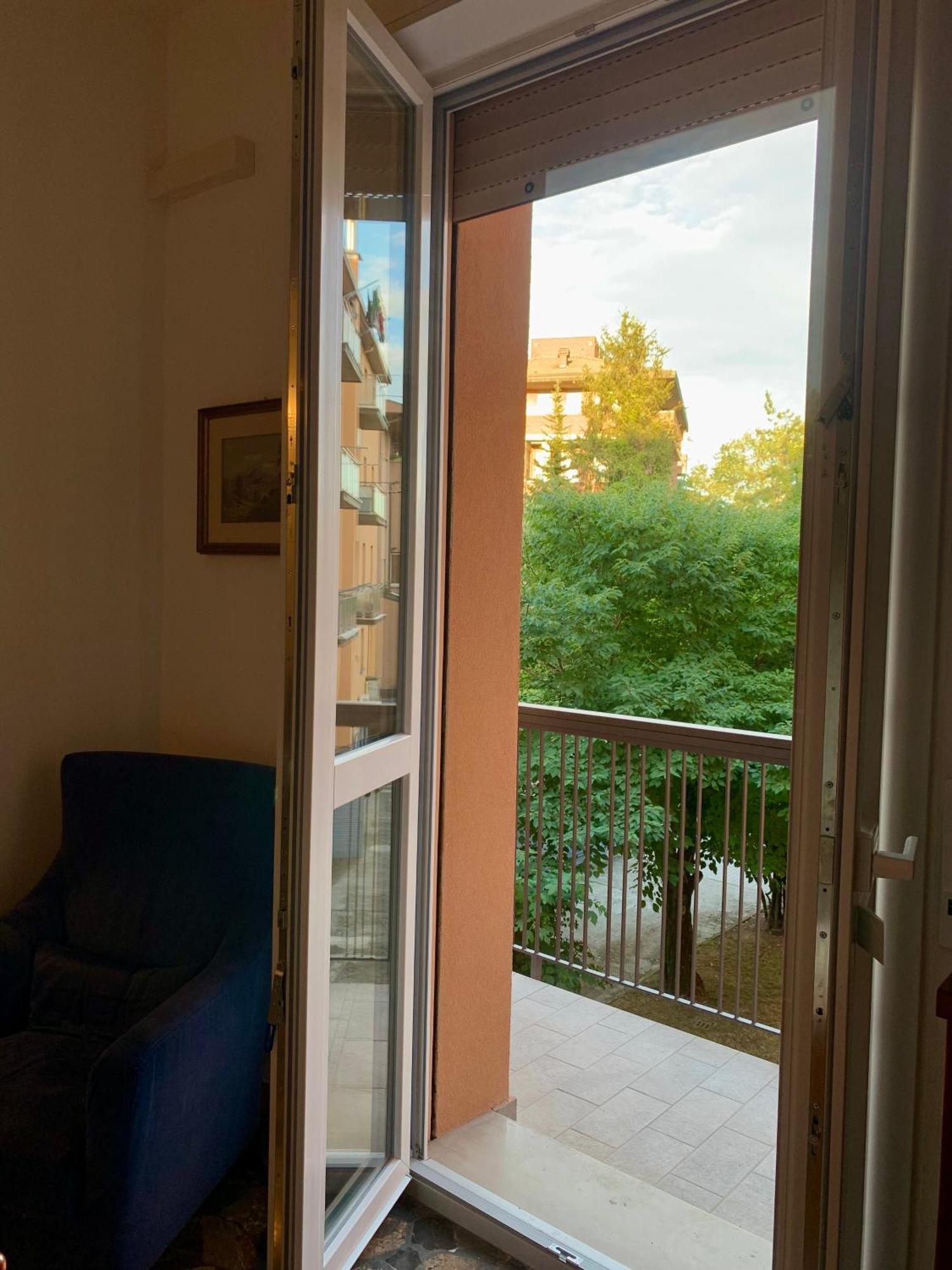 Comfortable Apartament 2 Bedroom Suitable 2-5 Pax Болонья Екстер'єр фото