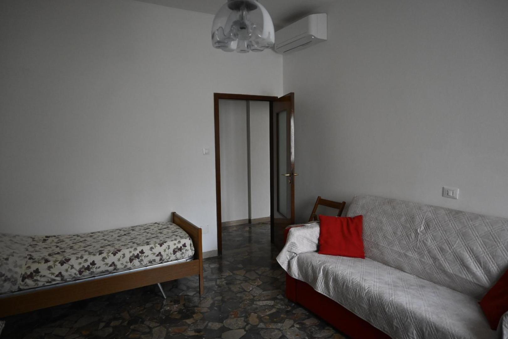 Comfortable Apartament 2 Bedroom Suitable 2-5 Pax Болонья Екстер'єр фото